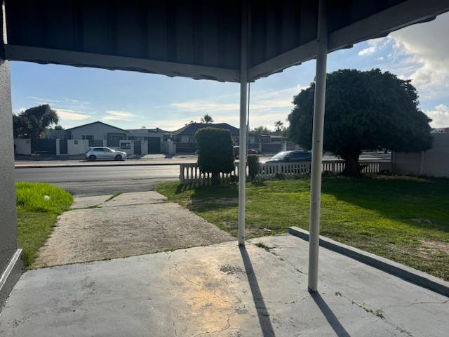 To Let 3 Bedroom Property for Rent in Bothasig Western Cape